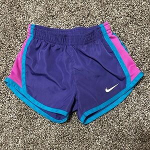 2T Nike Tempo shorts